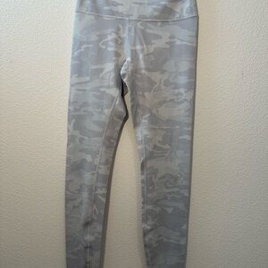 Lululemon Wonder Under Camo Leggings Size 6